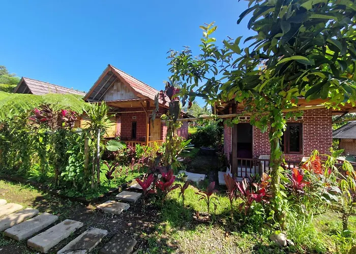 Ariel Bungalow Tetebatu