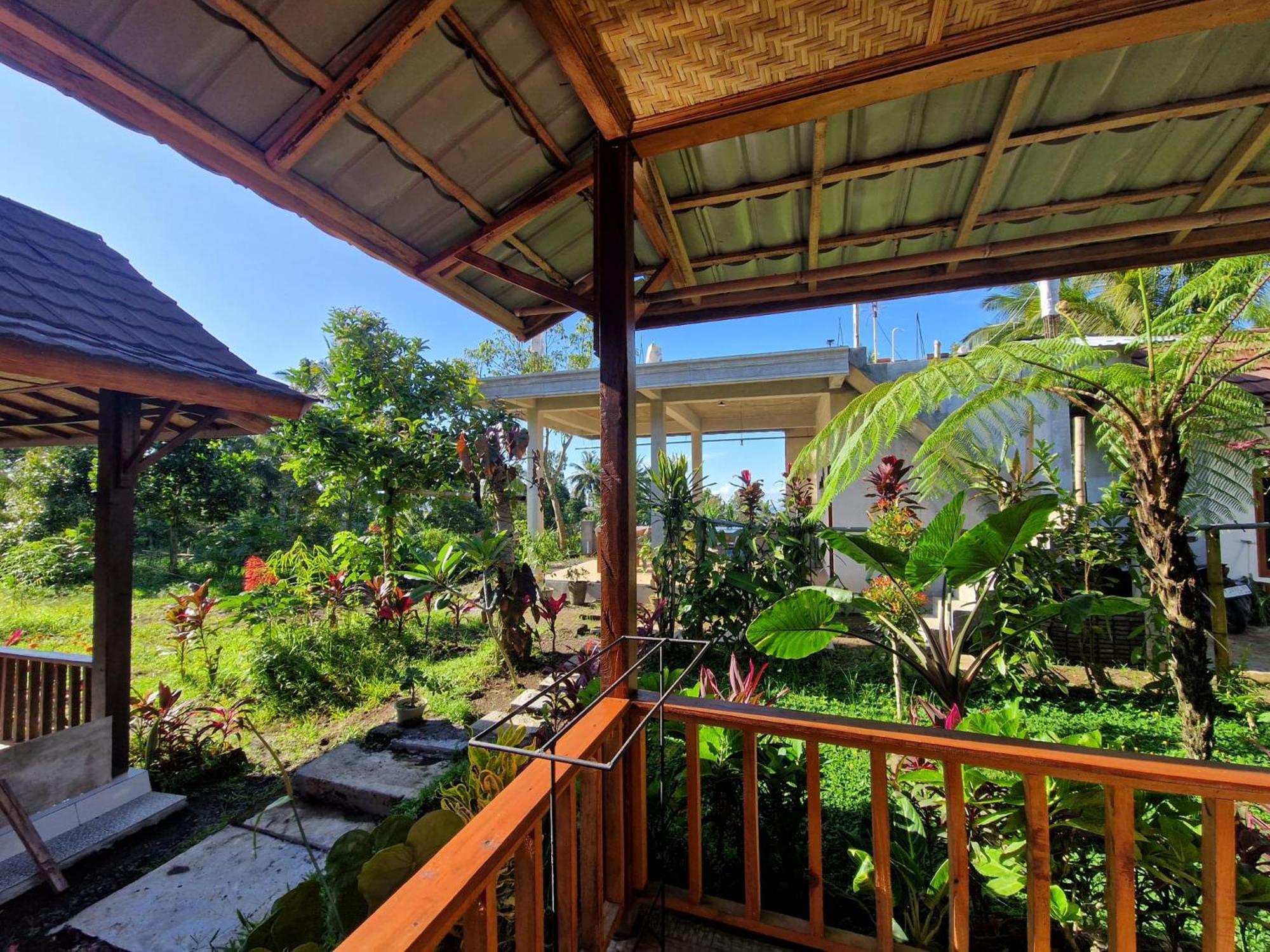 Ariel Lodge *