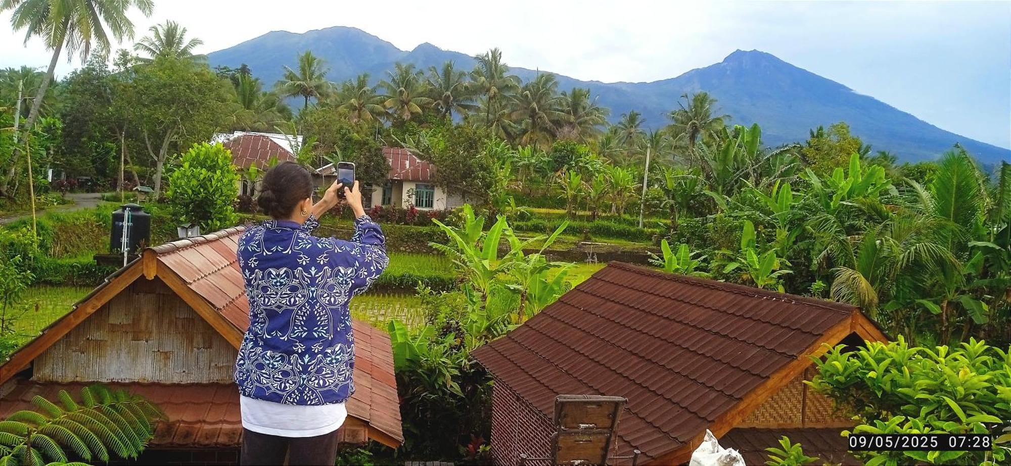 Lodge Ariel Tetebatu
